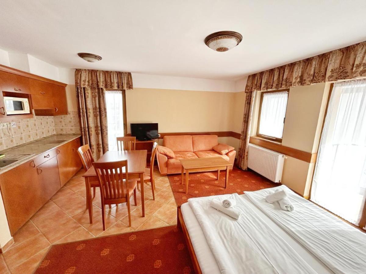 Hévíz Fonix Wellness *** 1 A Epulet B&B 외부 사진